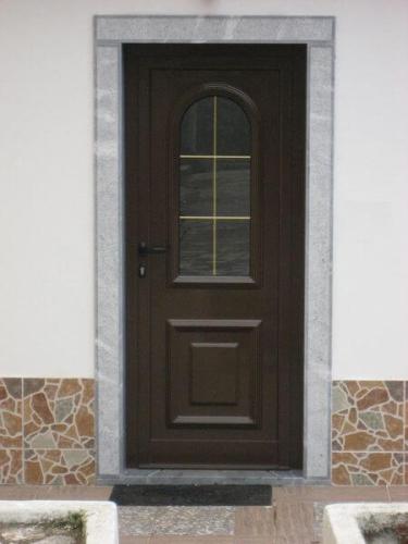 portas pvc vedacoes guardas em vidro